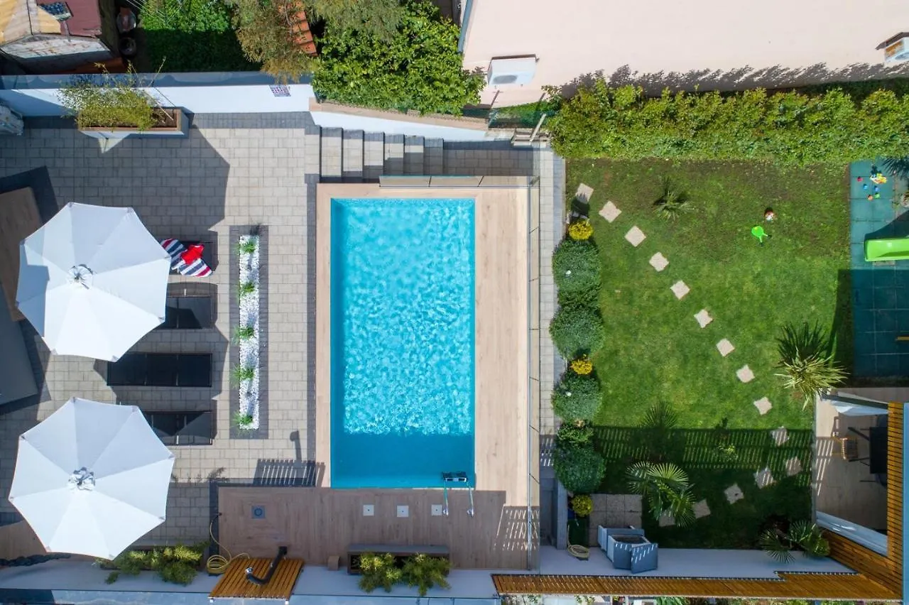Вилла Lounge House Dolce Vita Пула
