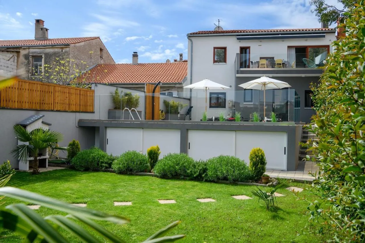 Вилла Lounge House Dolce Vita Пула