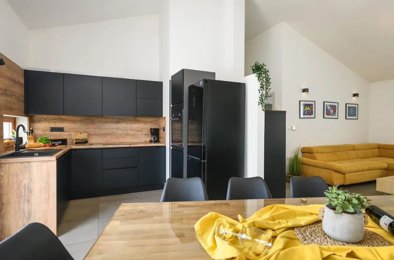 Lounge House Dolce Vita Пула Хорватия