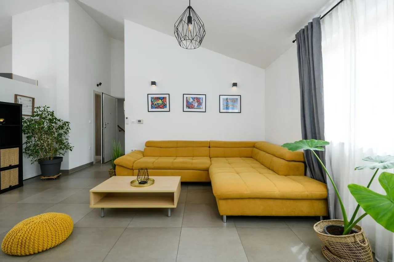 פולה Lounge House Dolce Vita וילה